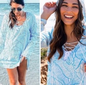 Charlie Holiday Cover up